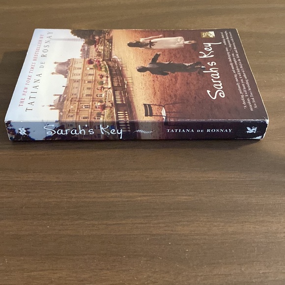 Sarah’s Key Paperback Book - Picture 5 of 7